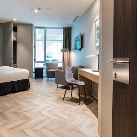 Hotel Sleep&Fly à El Prat de Llobregat Extérieur photo