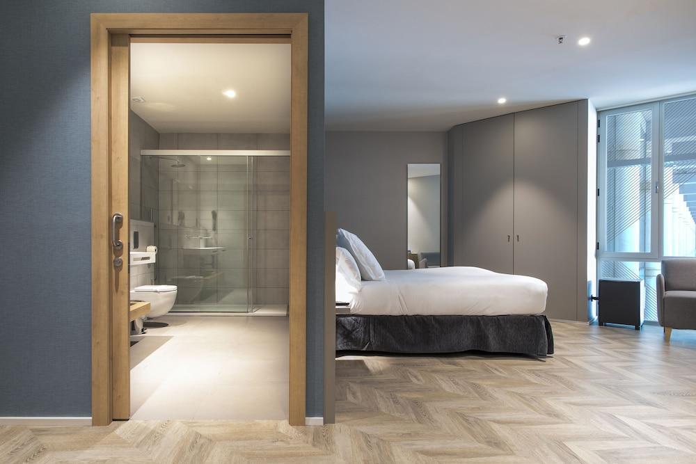 Hotel Sleep&Fly à El Prat de Llobregat Extérieur photo