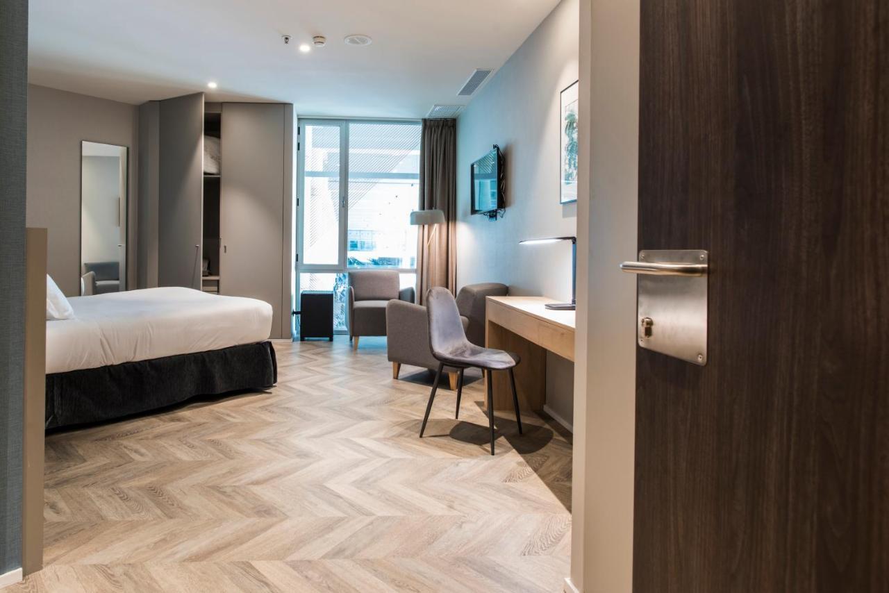 Hotel Sleep&Fly à El Prat de Llobregat Extérieur photo